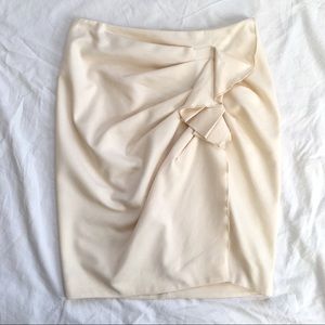 ✨ F21 pleated detail pencil skirt S